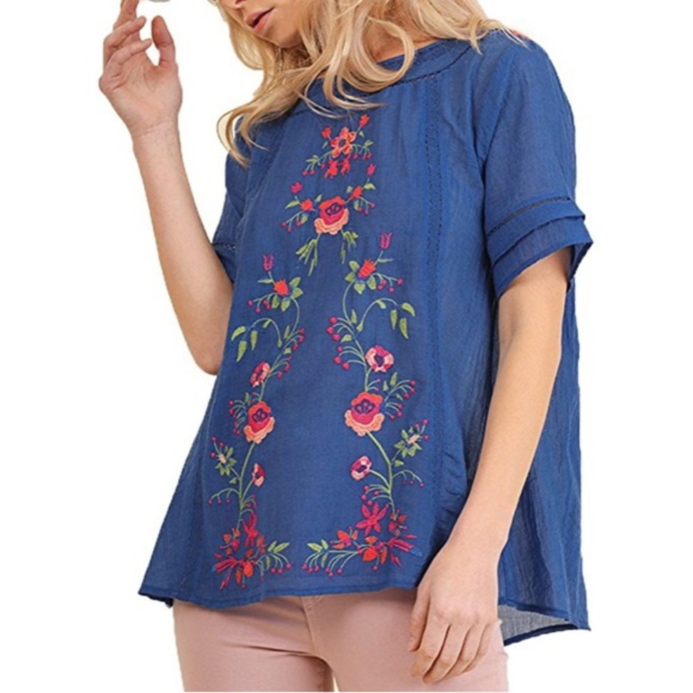 Umgee Embroidered Blue Top - Large